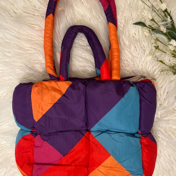 OLLY "Bag in Puffy color Burst" - Picture 3 of 8